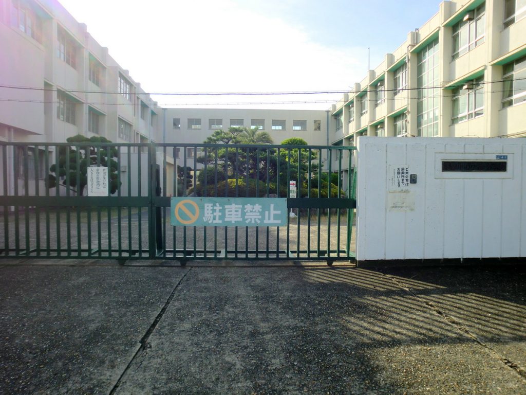 寝屋川市立明和小学校